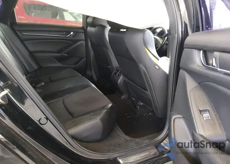 2018 Honda Accord Sport 2.0T из США, поврежденный, VIN 1HGCV2F31JA012151